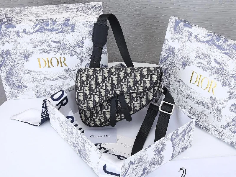 GlitzyBags - Designer bags by Dior 100